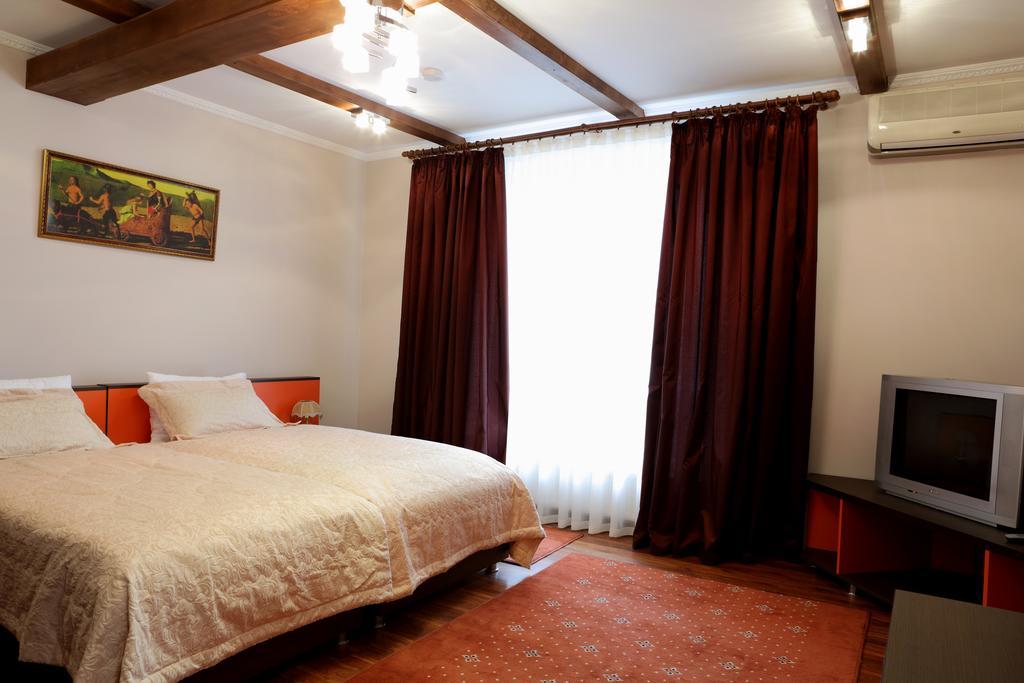 Hotel Bachus Кишинёв Номер фото